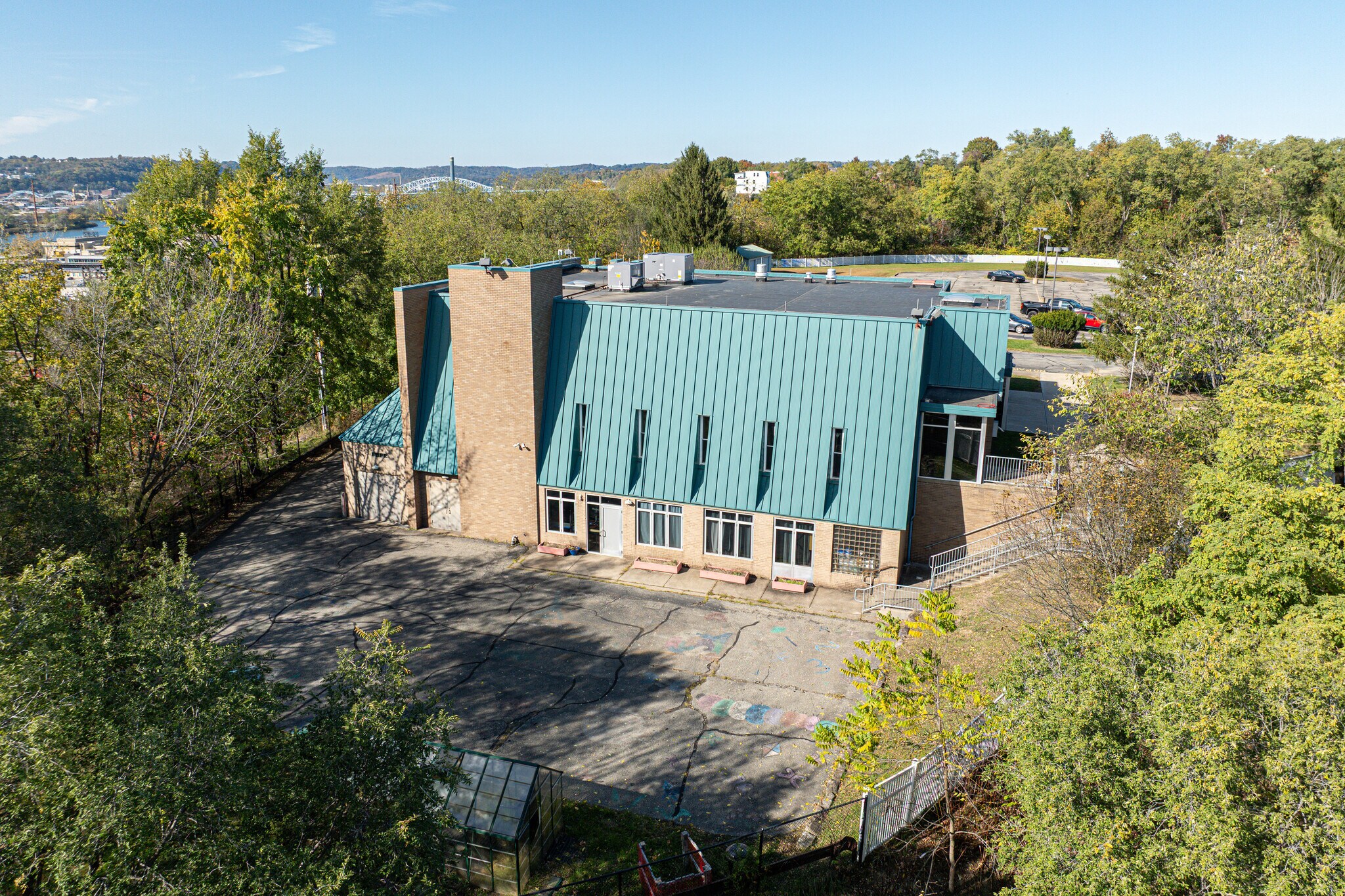 1400 Ingham St, Pittsburgh, PA à vendre Photo principale– Image 1 sur 4