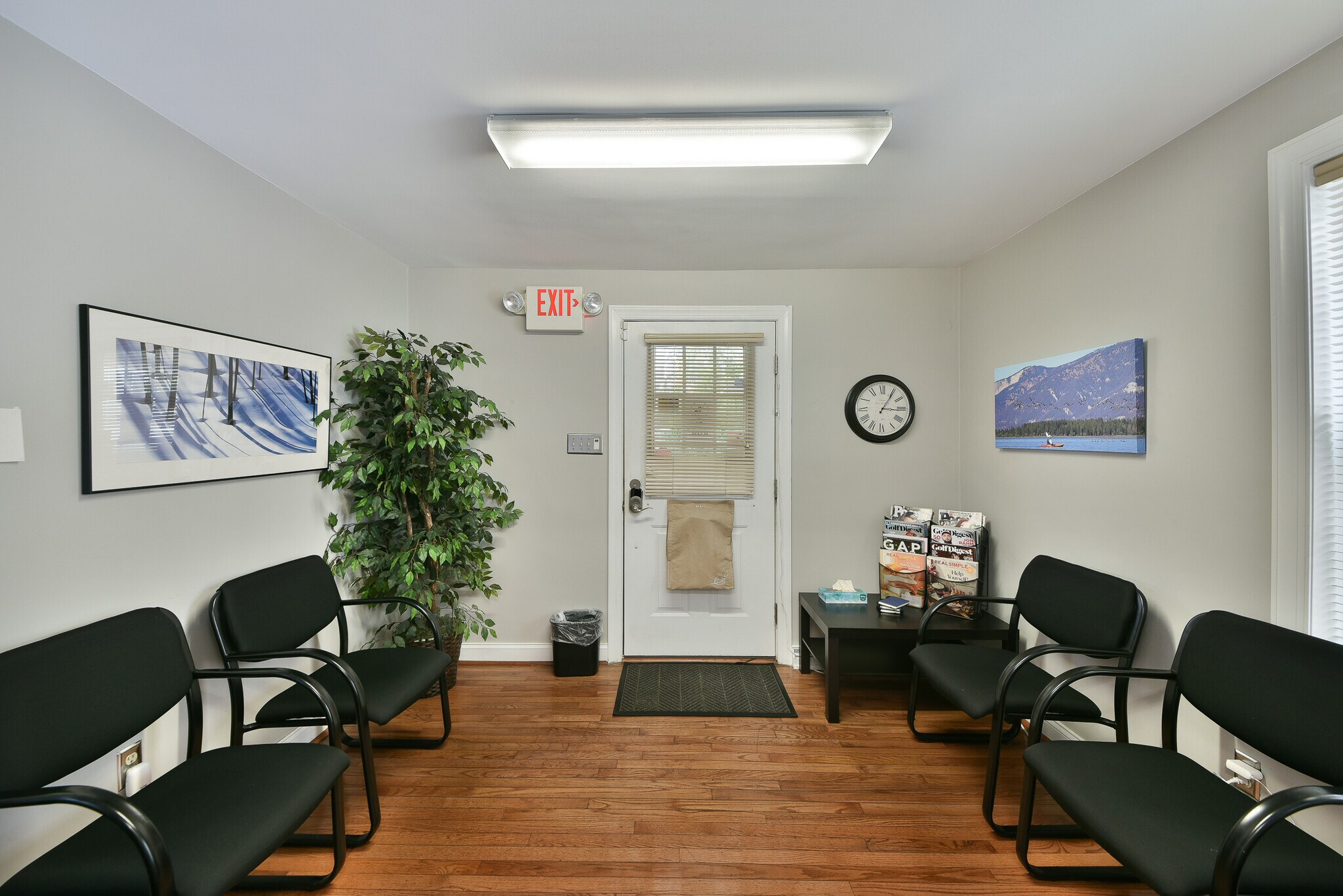 12 E Mill Rd, Flourtown, PA à louer Photo principale– Image 1 sur 18