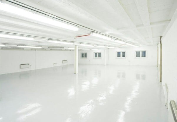 1-1A Cullen Way, Londres à louer Photo intérieure– Image 1 sur 4