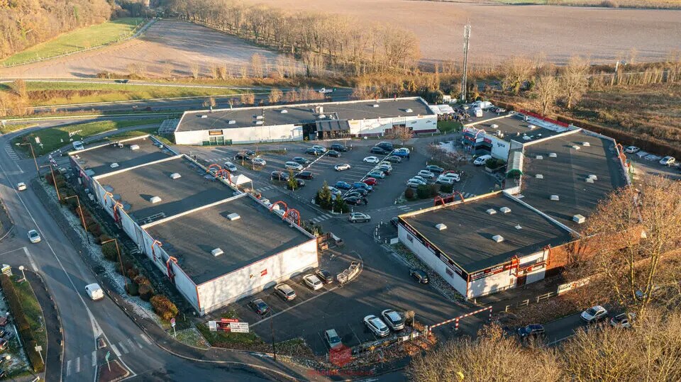 Local commercial dans Piscop à louer - Aérien – Image 3 sur 3
