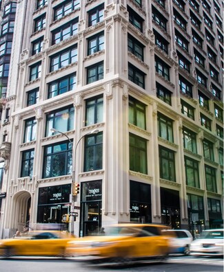 Plus de détails pour 212 Fifth Ave, New York, NY - Local commercial à louer