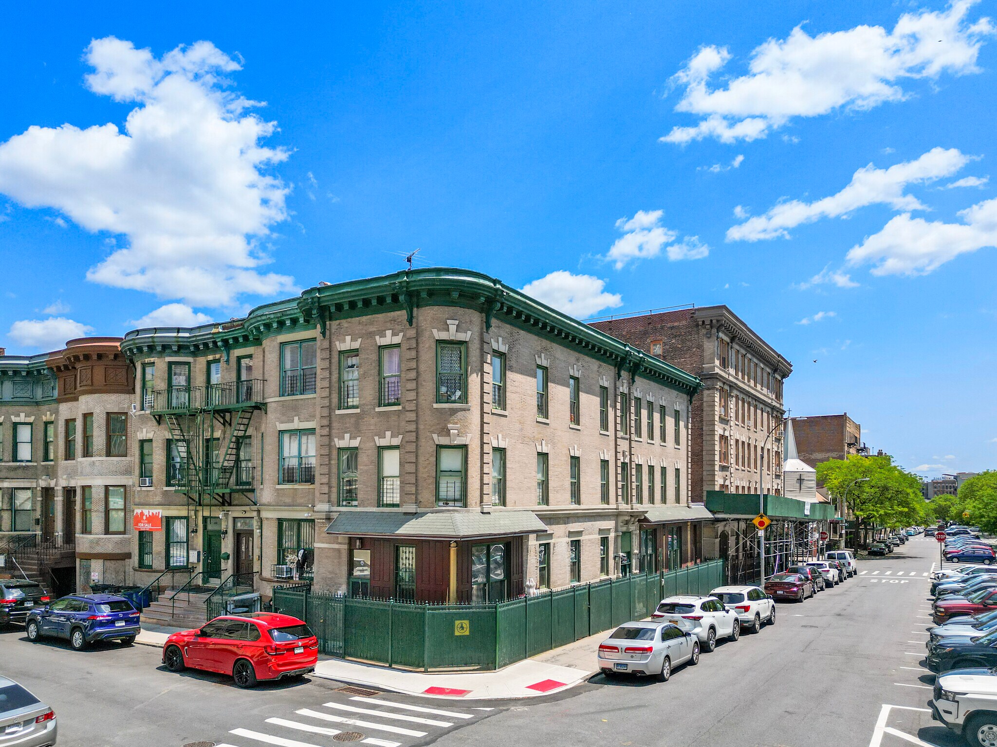 1096 Jackson Ave, Bronx, NY à vendre Photo de l’immeuble– Image 1 sur 19