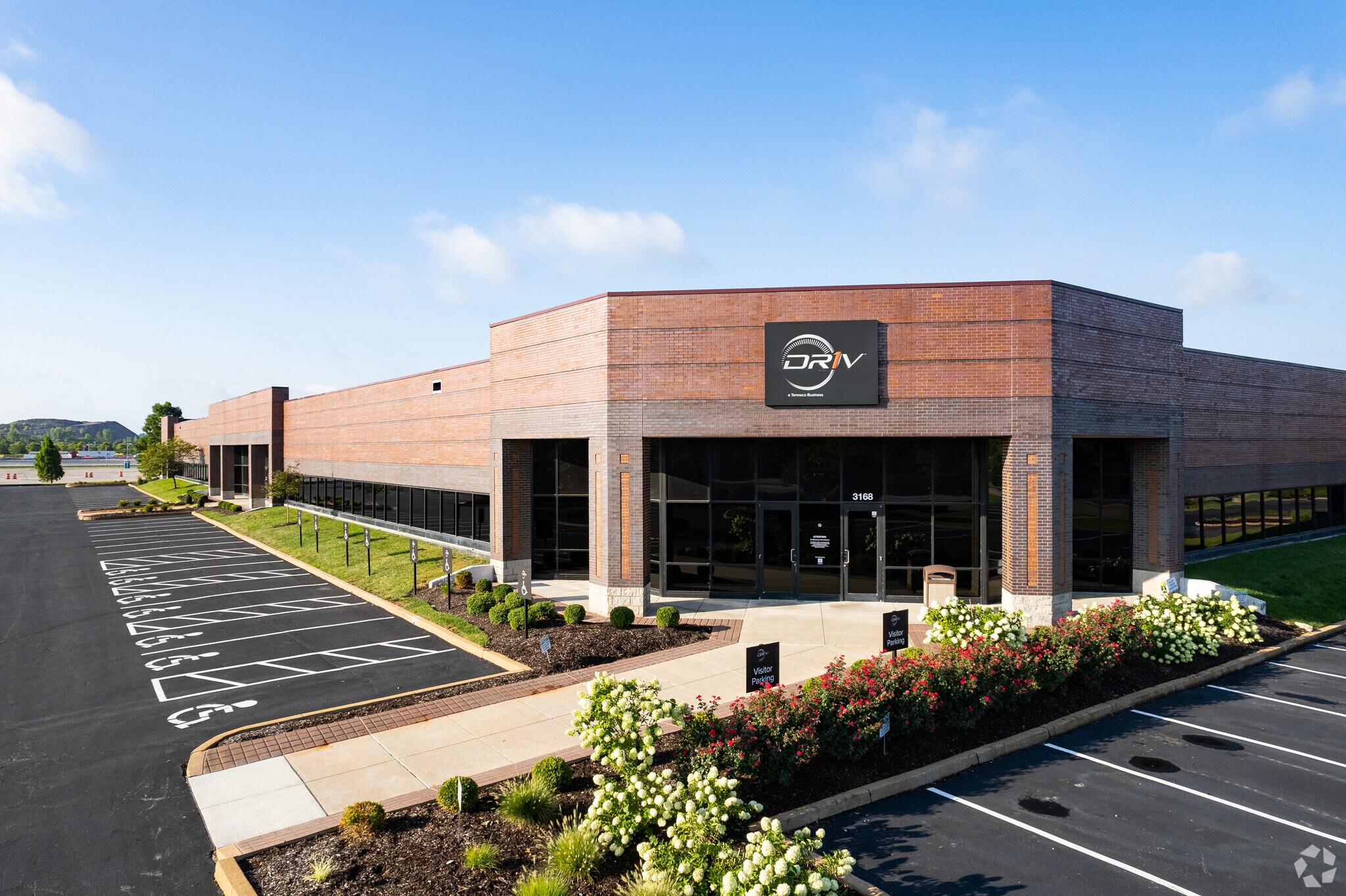 3152-3198 Riverport Tech Center Dr, Maryland Heights, MO à louer Photo principale– Image 1 sur 9