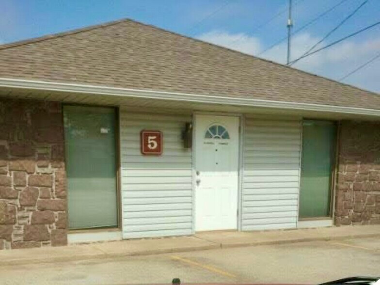8801 S Olie Ave, Oklahoma City, OK à louer - Photo de l’immeuble – Image 2 sur 9