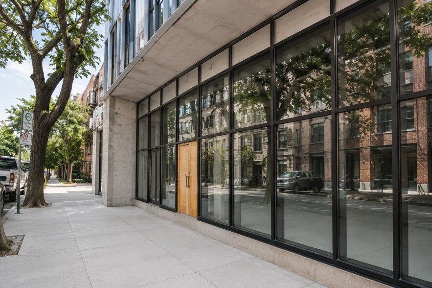 401 Rue Des Seigneurs, Montréal, QC à louer - Photo de l’immeuble – Image 2 sur 2