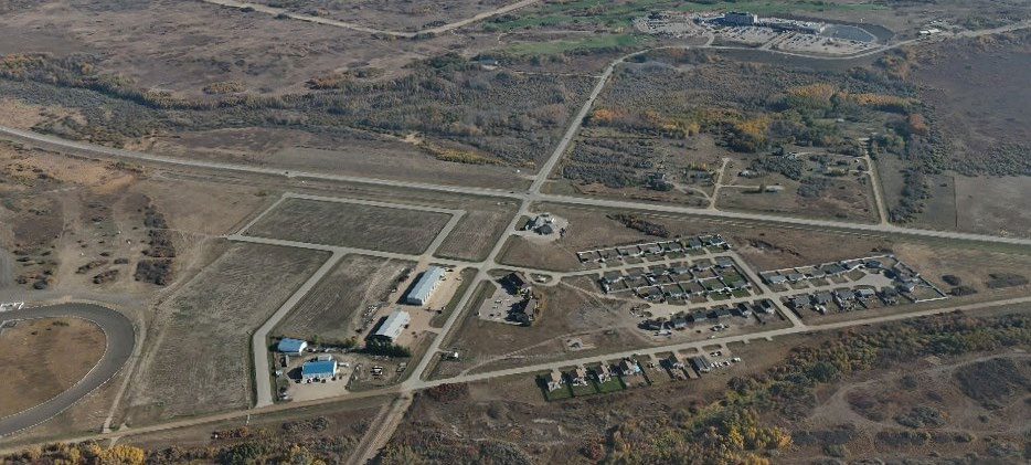 101 Red Willow Av, Whitecap, SK à louer - Photo principale – Image 1 sur 3