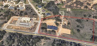 Plus de détails pour 806 Via Principale, New Braunfels, TX - Local commercial à vendre
