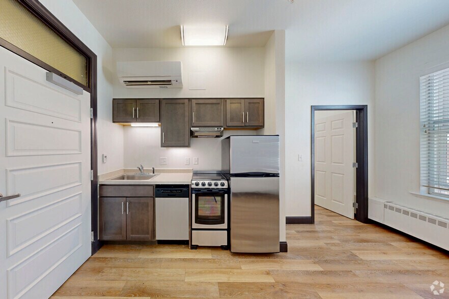 172 N College Ave, Fort Collins, CO à louer - Photo intérieure – Image 2 sur 17