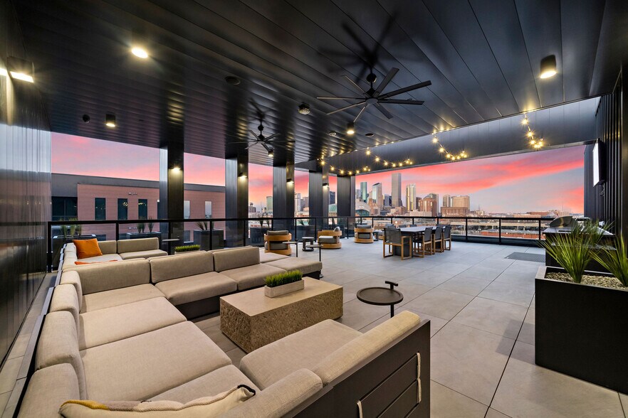 2404 Navigation Blvd, Houston, TX à louer - Photo de l’immeuble – Image 3 sur 7