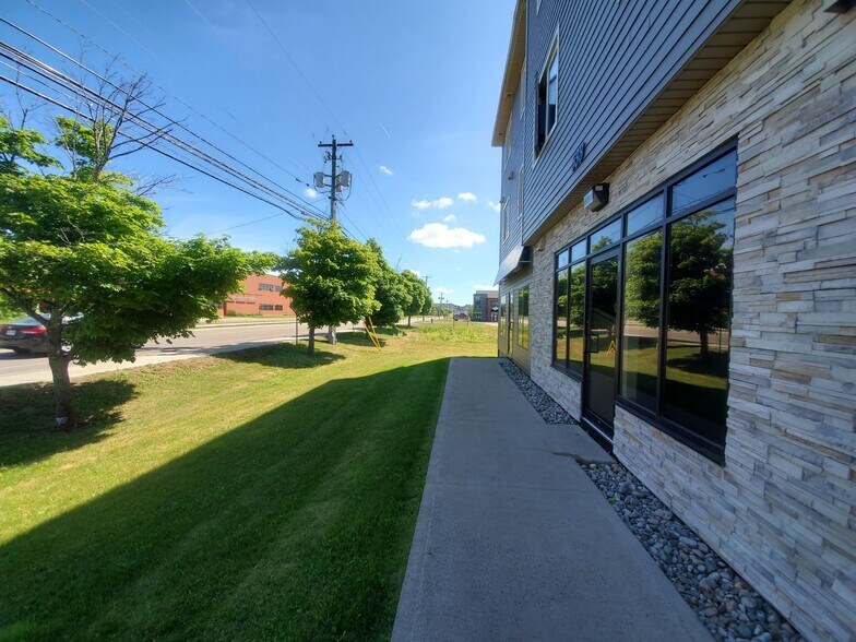 538 Gauvin Rd, Dieppe, NB à louer - Photo de l’immeuble – Image 2 sur 4