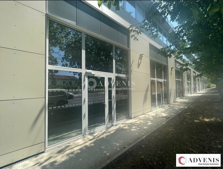 1 Avenue De Bordeaux, Carbon-Blanc à vendre - Photo de l’immeuble – Image 3 sur 3