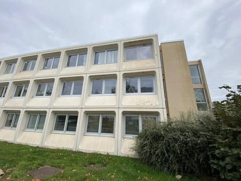 Bureau dans Rennes à louer - Photo de l’immeuble – Image 1 sur 6