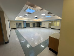 2-34 Beach 102nd Street, Rockaway Park, Rockaway Park, NY à louer Photo intérieure– Image 1 sur 2