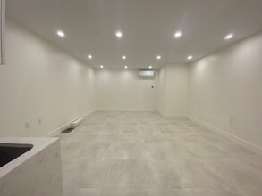 155 Smith St, Brooklyn, NY à louer Photo de l’immeuble– Image 2 sur 4