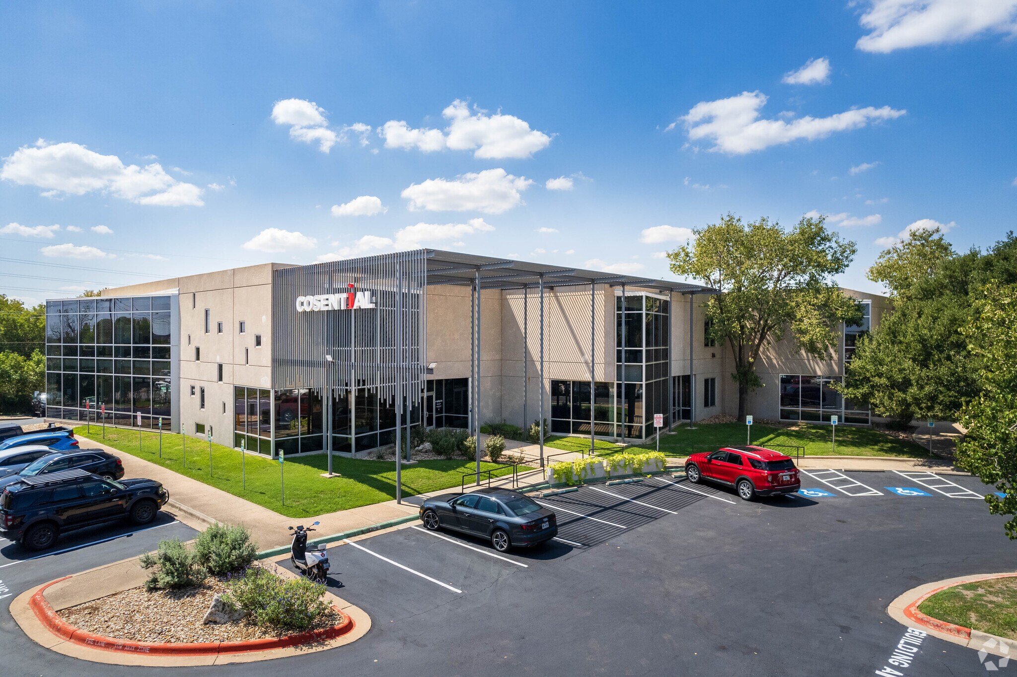 3100 Alvin Devane Blvd, Austin, TX à vendre Photo de l’immeuble– Image 1 sur 13