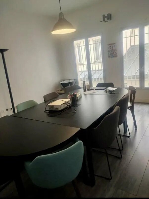 82 Rue Du Faubourg Saint-Martin, Paris à louer Photo intérieure– Image 1 sur 13