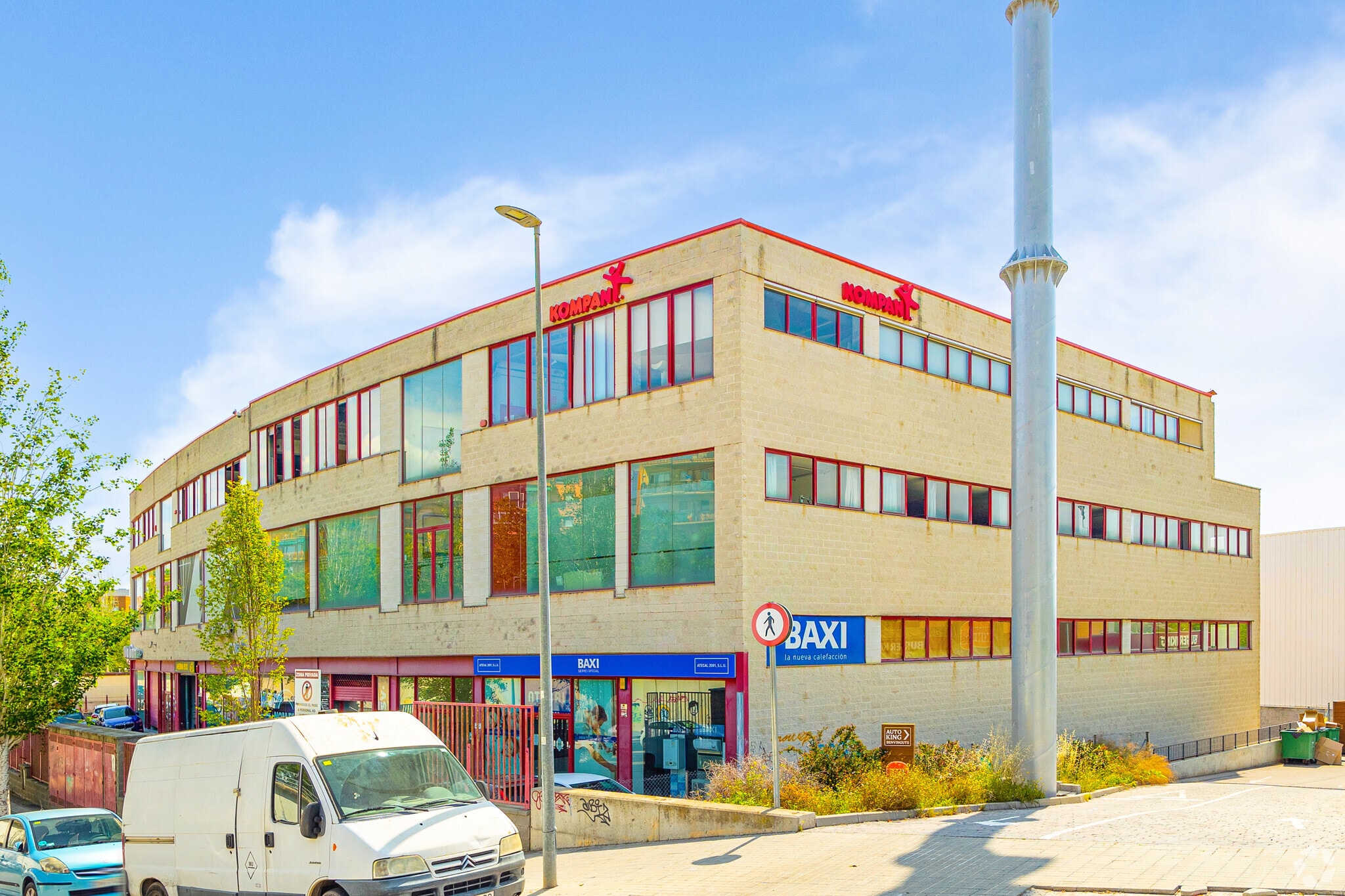 Industriel/Logistique dans Mataró, Barcelona à vendre Photo principale– Image 1 sur 3