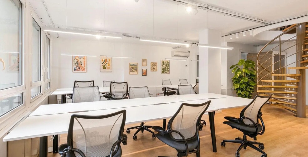 Espace de coworking dans Paris à louer - Photo de l’immeuble – Image 1 sur 7