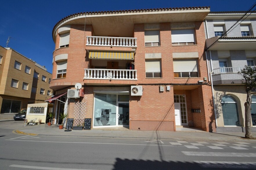 Immeuble residentiel dans Deltebre, Tarragona à vendre - Photo principale – Image 1 sur 2