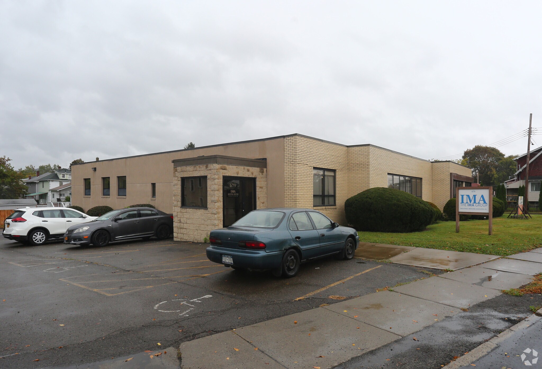 679 Main St, Johnson City, NY à vendre Photo principale– Image 1 sur 8