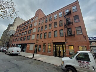 Plus de détails pour 517-525 W 45th St, New York, NY - Local commercial à louer