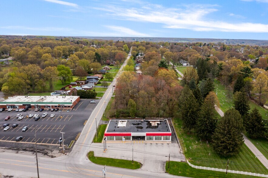 2400 Wilmington Rd, New Castle, PA à vendre - Photo de l’immeuble – Image 2 sur 36