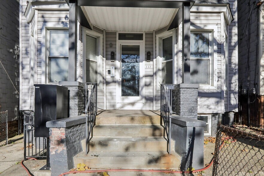 112 Duncan Ave, Jersey City, NJ à vendre - Photo de l’immeuble – Image 3 sur 43