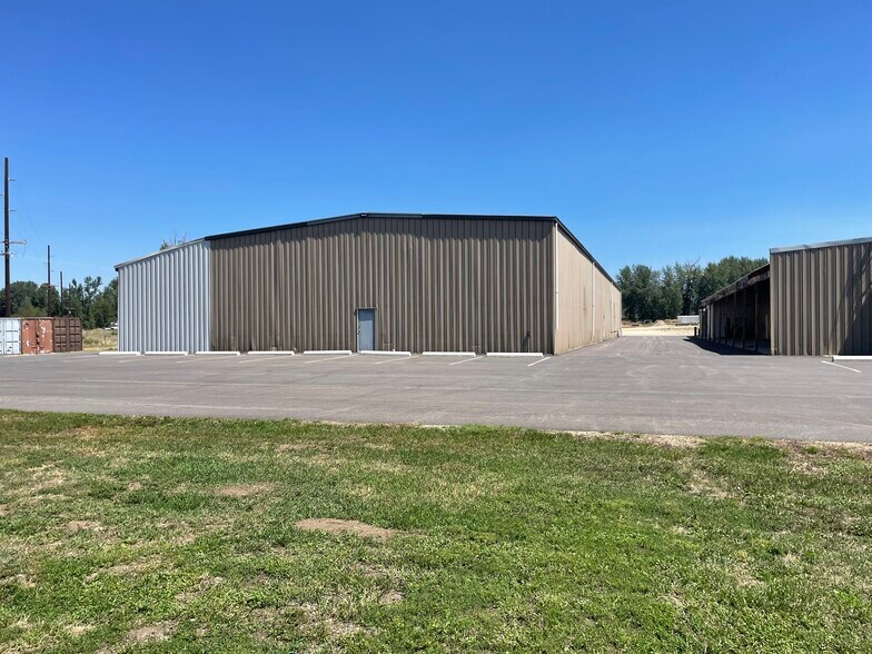 132 Skalkaho Hwy, Hamilton, MT à louer - Photo de l’immeuble – Image 3 sur 6
