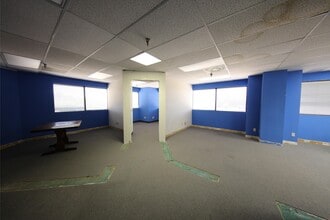 9800 N Lamar Blvd, Austin, TX à louer Photo intérieure– Image 1 sur 8