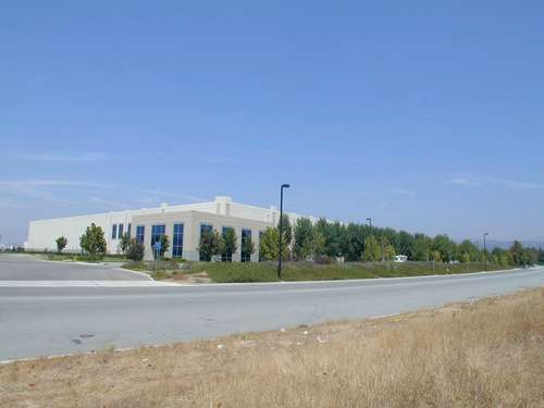 850 Jarvis Dr, Morgan Hill, CA à louer - Photo de l’immeuble – Image 3 sur 4