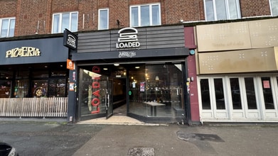 273-279 High Rd, Loughton à louer Photo de l’immeuble– Image 1 sur 6