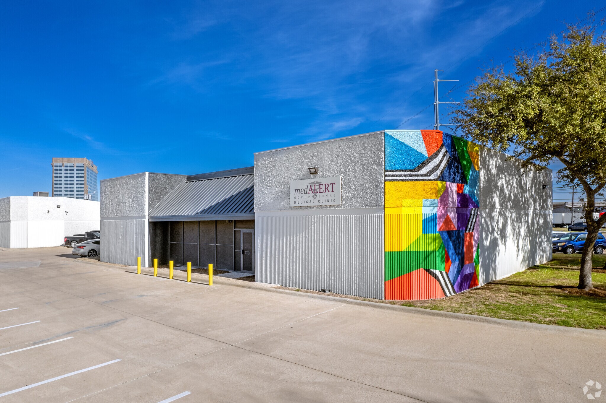 3137 Irving Blvd, Dallas, TX à louer Photo principale– Image 1 sur 16
