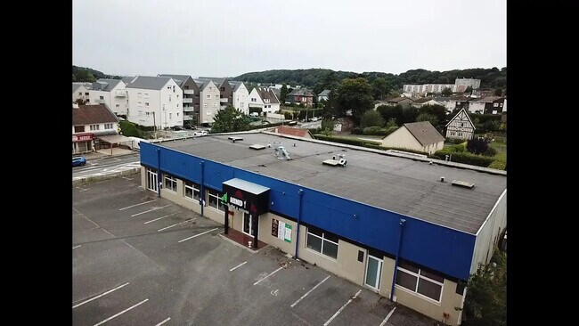 Plus de détails pour Local commercial à vendre