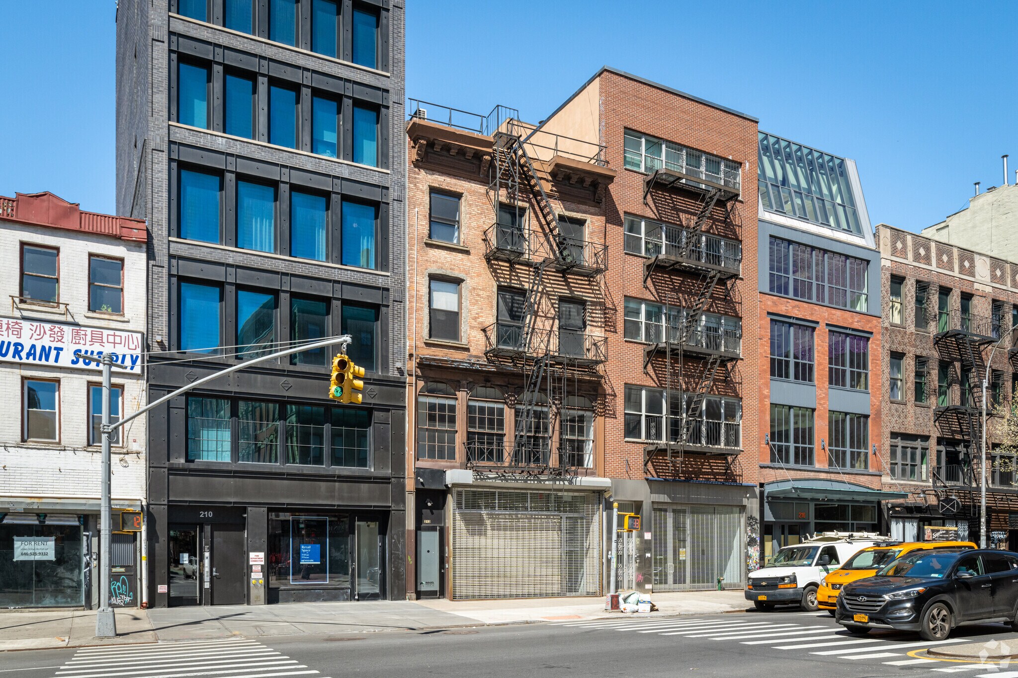 212 Bowery, New York, NY à vendre Photo principale– Image 1 sur 7