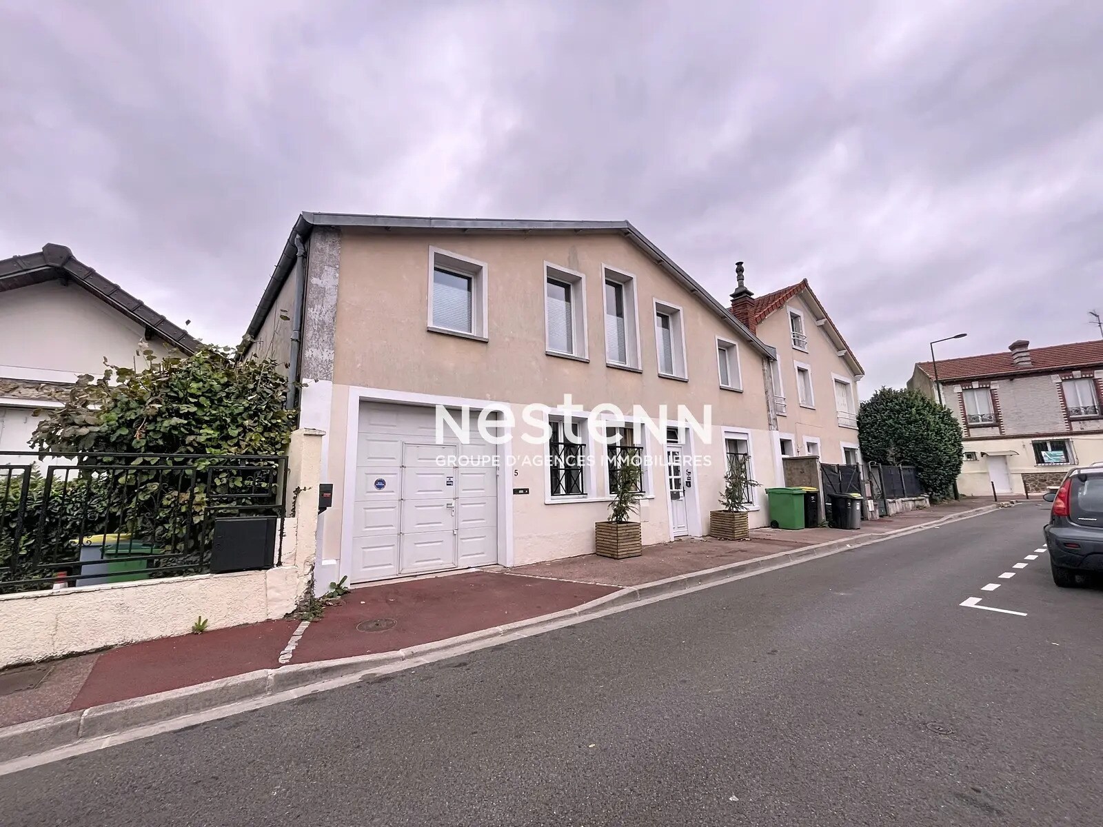 Bureau dans Les Pavillons-sous-Bois à louer Photo de l’immeuble– Image 1 sur 8