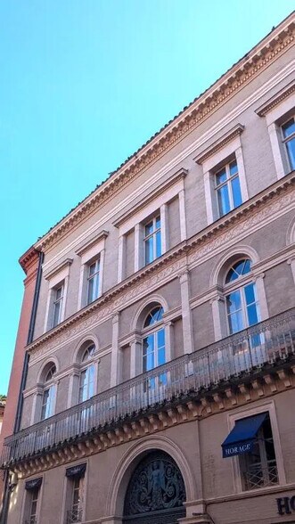 Bureau dans Toulouse à louer - Photo de l’immeuble – Image 2 sur 10