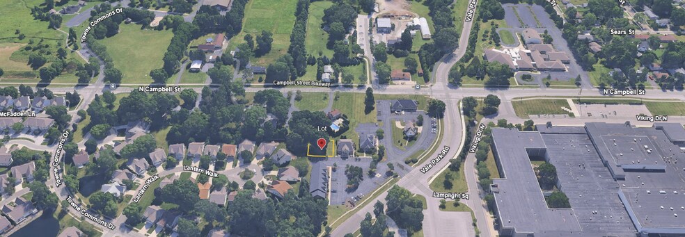 556 Vale Park Rd, Valparaiso, IN à vendre - Photo de l’immeuble – Image 2 sur 5