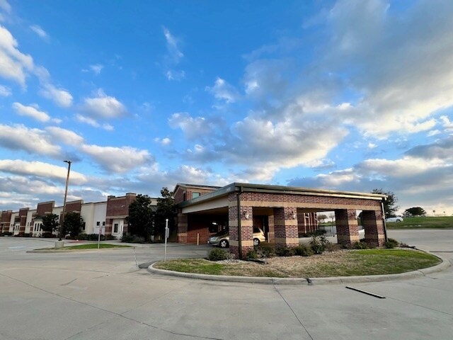2090 Market Place Blvd, Irving, TX à vendre Photo principale– Image 1 sur 36