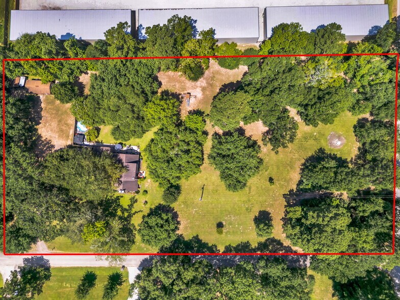 27203 Mesa Verde Dr, Magnolia, TX à vendre - Photo de l’immeuble – Image 2 sur 9