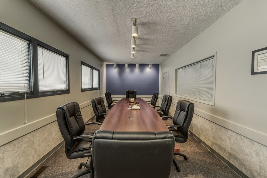 660 W Stephenson St, Freeport, IL à vendre - Photo intérieure – Image 2 sur 11