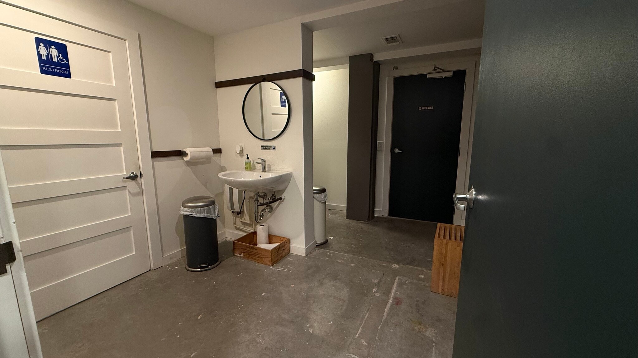 211 N Main St, Taylor, TX à louer Photo intérieure– Image 1 sur 4