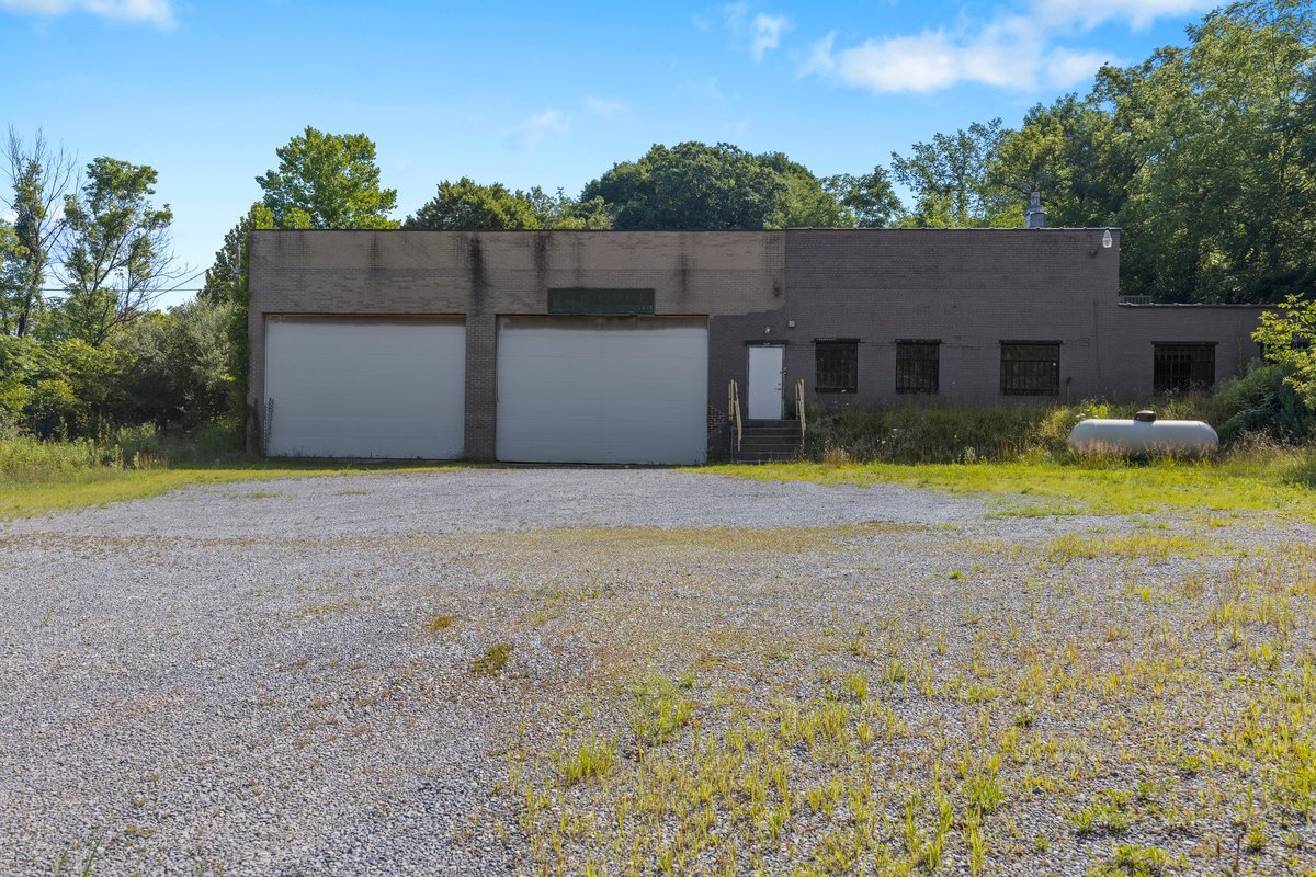 1901 Old Butler Rd, New Castle, PA à vendre Photo de l’immeuble– Image 1 sur 32