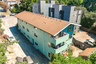 Plus de détails pour 12741 35th Ave NE, Seattle, WA - Logement à vendre
