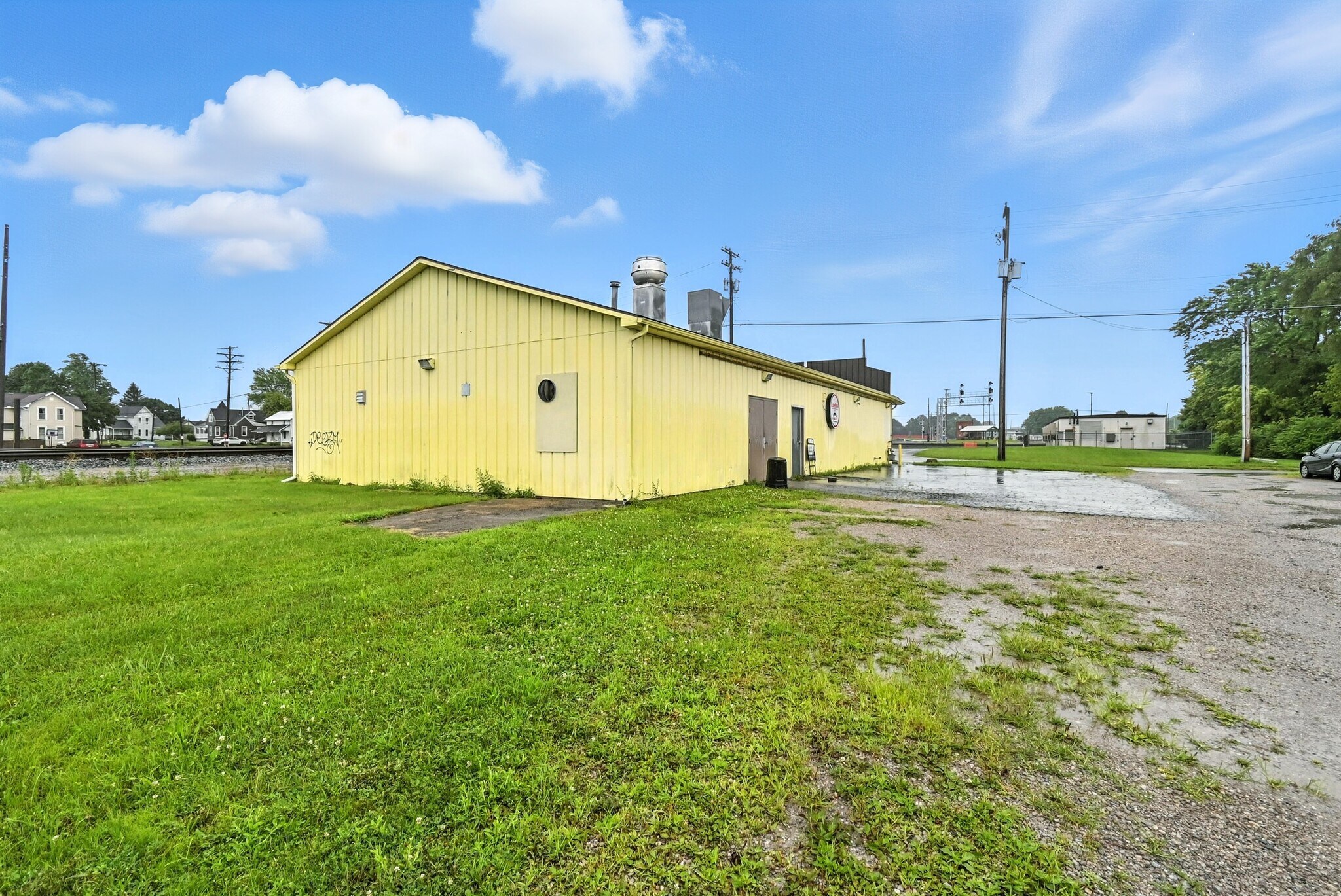325 E Center St, Bellevue, OH à vendre Photo principale– Image 1 sur 20