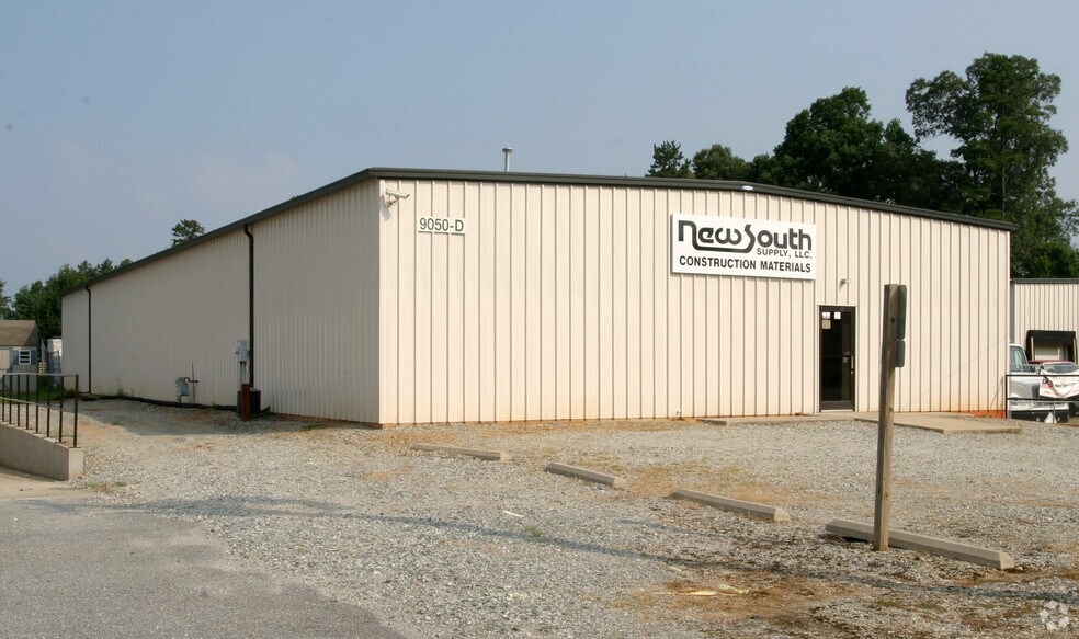 9050 W Market St, Colfax, NC à louer - Photo de l’immeuble – Image 2 sur 6