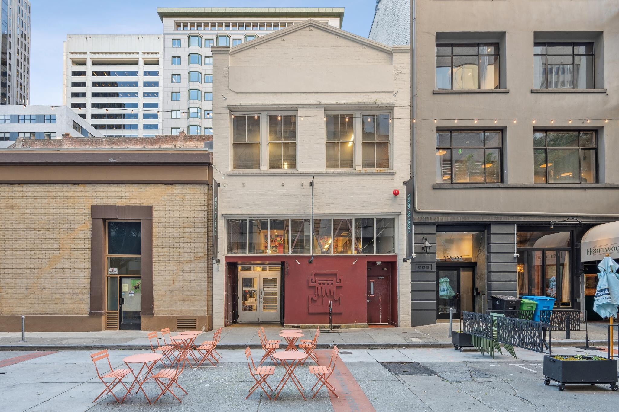 525-527 Commercial St, San Francisco, CA à vendre Photo de l’immeuble– Image 1 sur 50