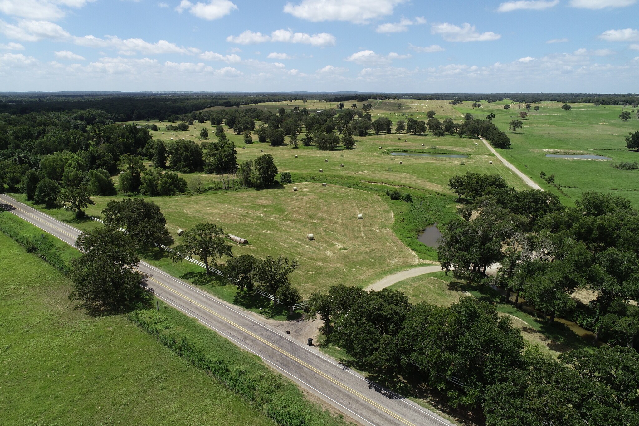 18000 FM 112, Thrall, TX à vendre Photo principale– Image 1 sur 57