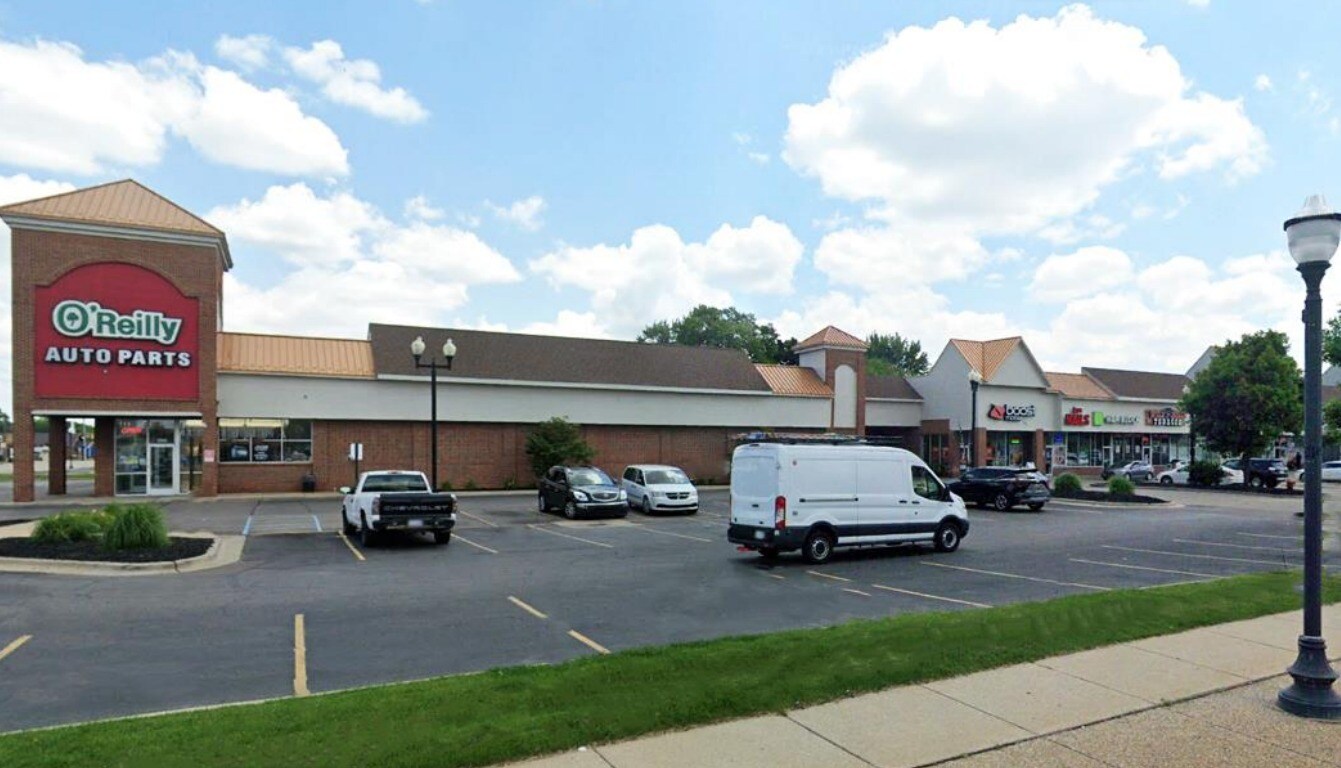 22900-22942 John R Rd, Hazel Park, MI à louer Photo de l’immeuble– Image 1 sur 6