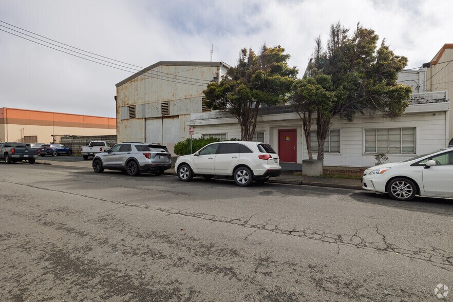 141 S Maple Ave, South San Francisco, CA à vendre - Photo de l’immeuble – Image 3 sur 22