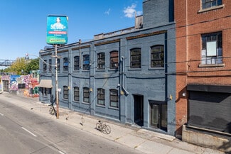 Plus de détails pour 2480 Dundas St W, Toronto, ON - Logement à vendre